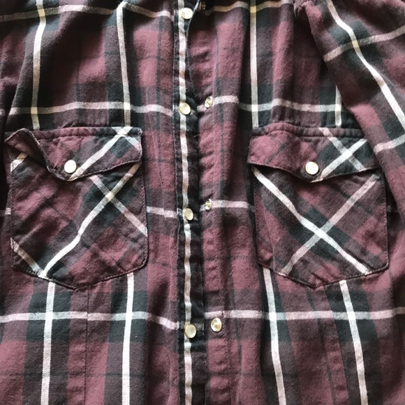Flannel - Picture 2 of 6